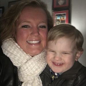 Meet your Posher, Elyse